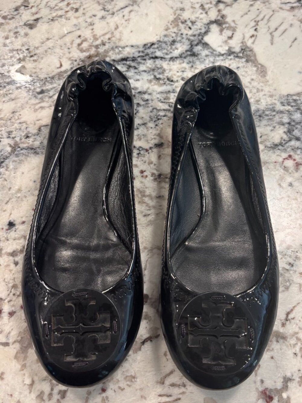 Tory Burch Minnie Flat - Black Patent - Women's Size 7